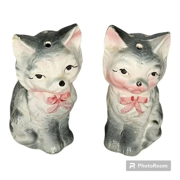 vintage cat kitten salt and pepper shaker grey kitten pink collar shakers - Picture 1 of 9